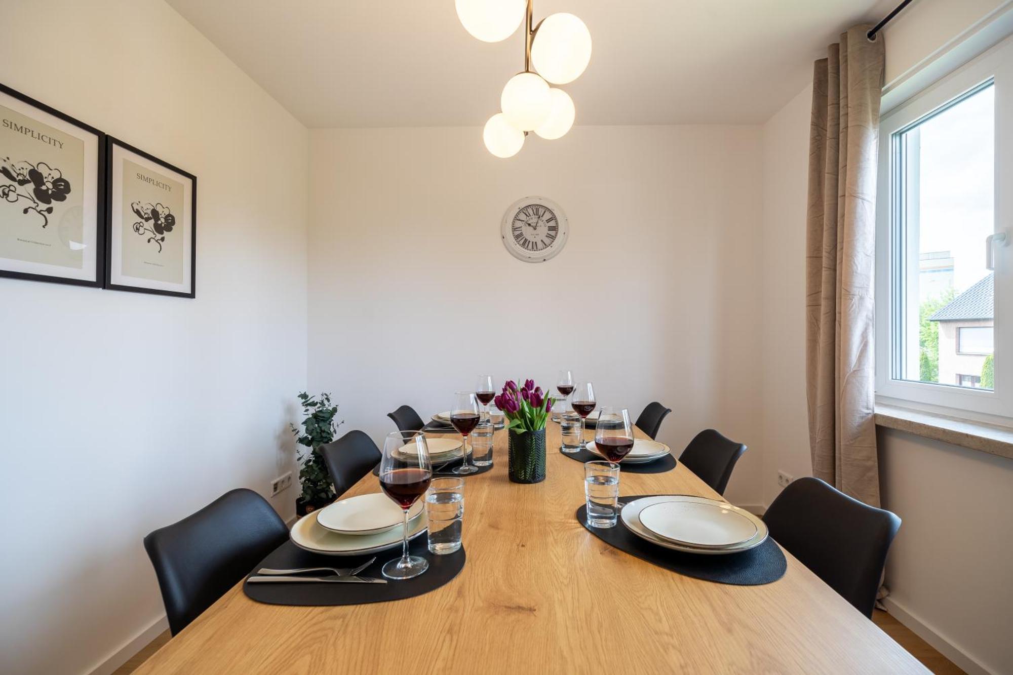 Raw-Flat Meier - Modern - Stylisch - Balkon - Netflix Bielefeld Eksteriør billede
